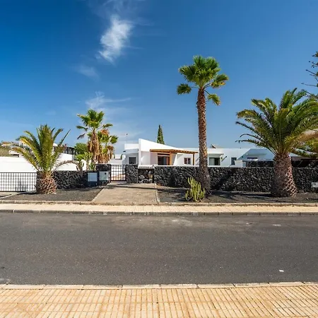 Lanza Villa *
